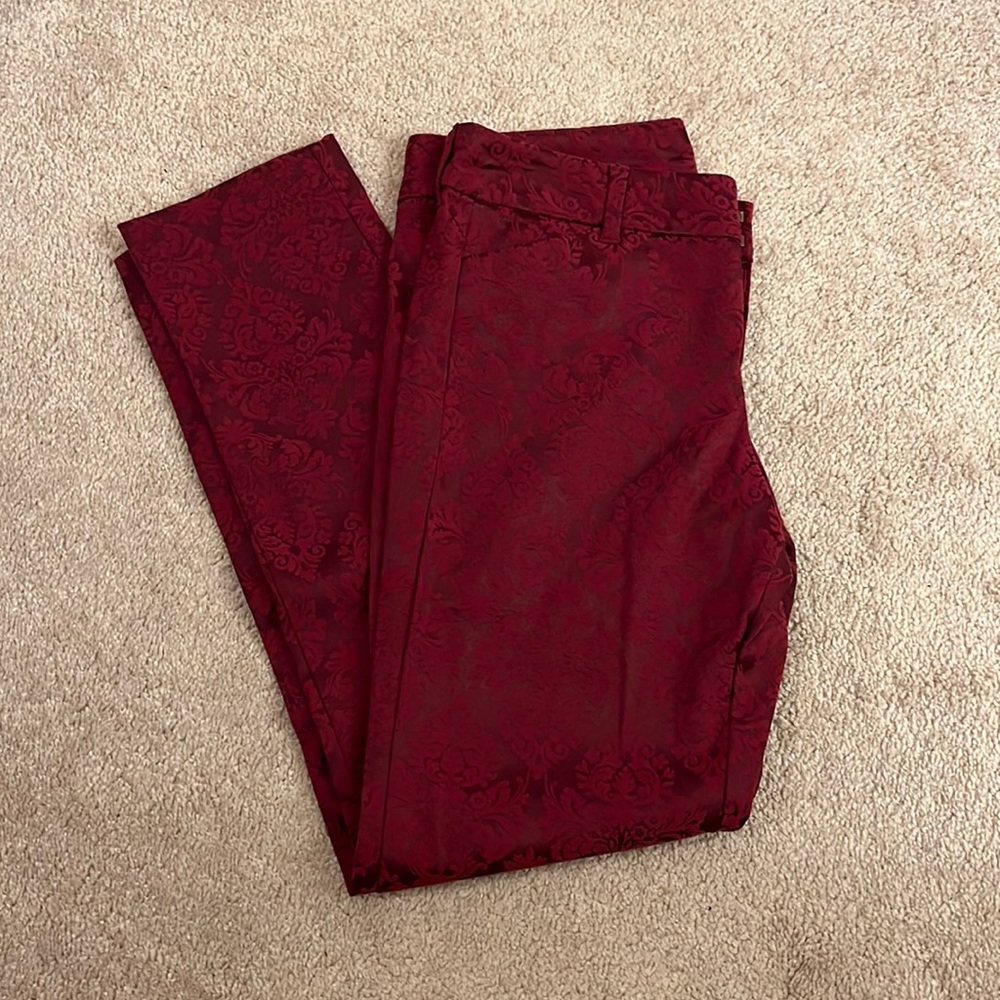 Old navy pixie pants size 2 ankle mid rise red shiny damask